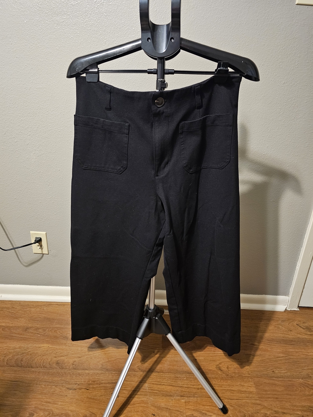 LC Lauren Conrad Black Straight-Leg Chinos with Front Patch Pockets